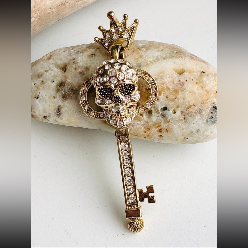 Large skeleton rhinestone key pendant charm